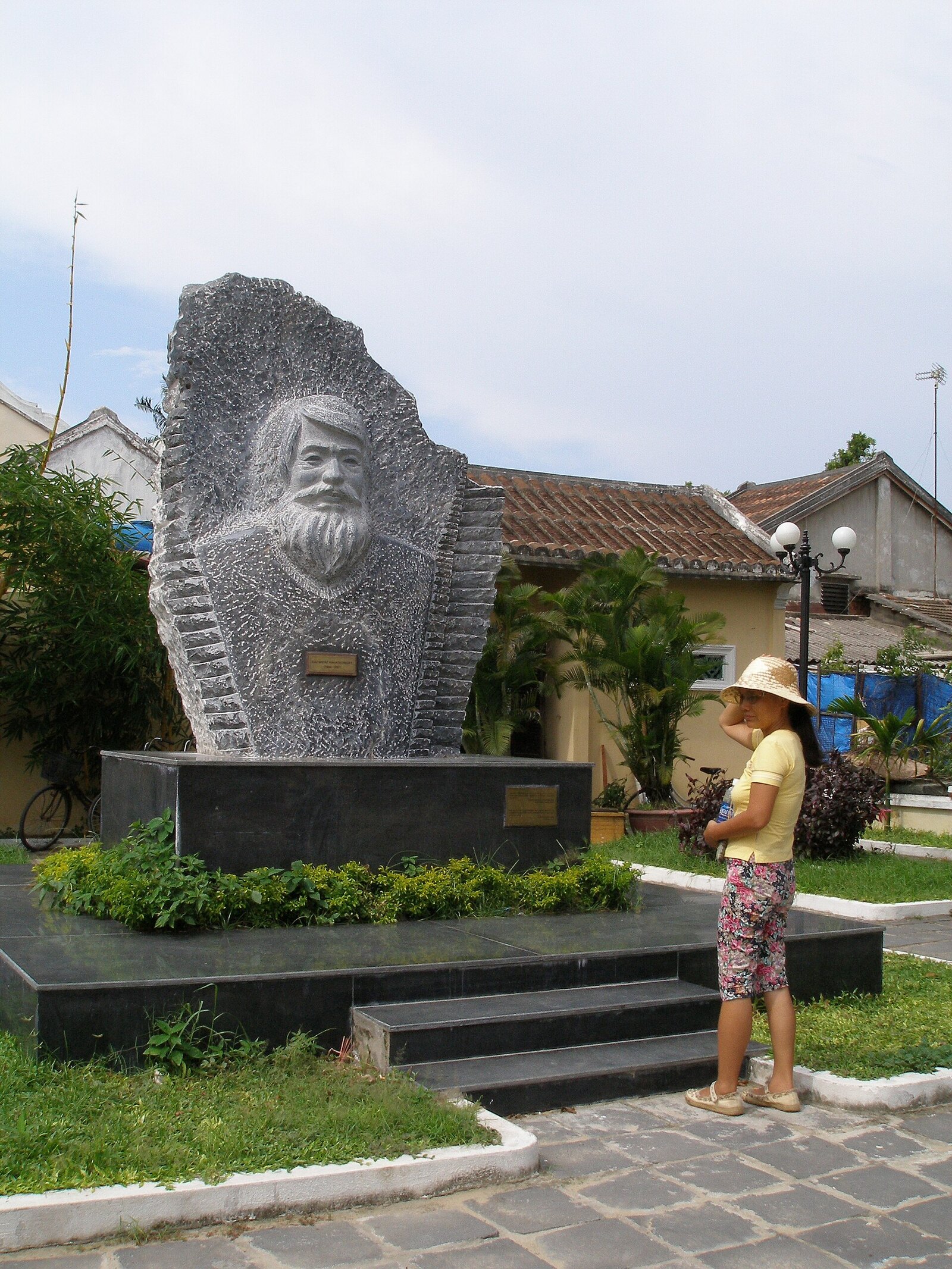 Monument of Kazimierz Kwiatkowski in Hoi An, Vietnam